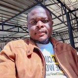 Hosea Nenwardung Dekom: Foto